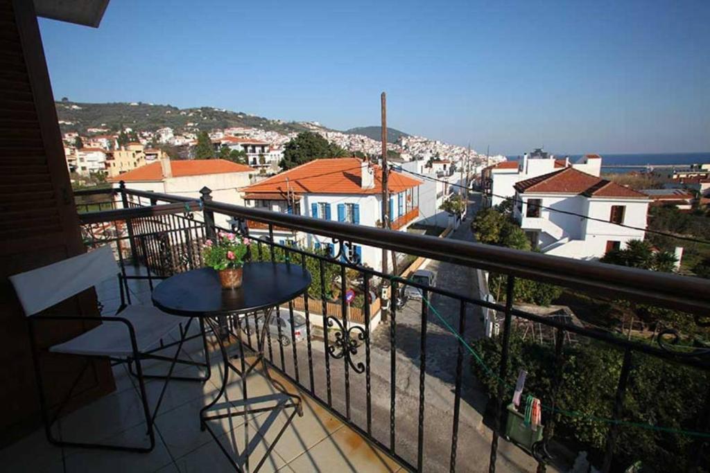 Hotel Aggeliki Скопелос Экстерьер фото